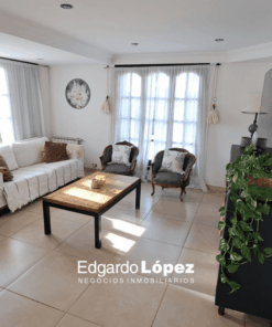 Alternative view of Casa - Chalet en Venta en Balcarce