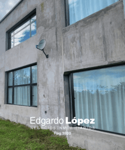 Alternative view of Casa - Chalet en Venta en Balcarce
