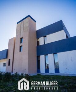Alternative view of Casa - Chalet en Venta en Balcarce
