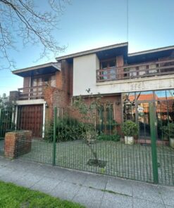 Casa - Chalet en Venta en Parque Luro