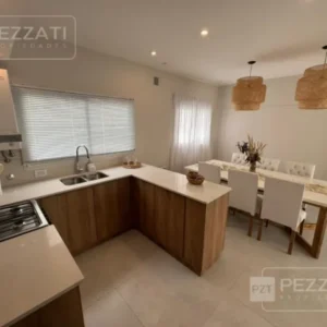 Alternative view of Casa - Chalet en Venta en Güemes