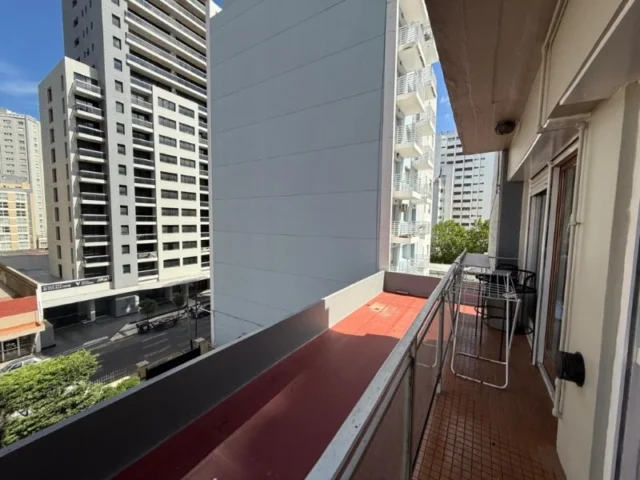 Departamentos, pisos y semipisos en Venta — balcarce 2928