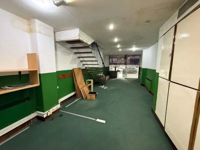 Locales en Venta — luro 2585