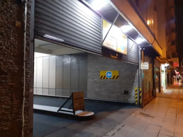Cocheras y garages en Venta — Belgrano 2559