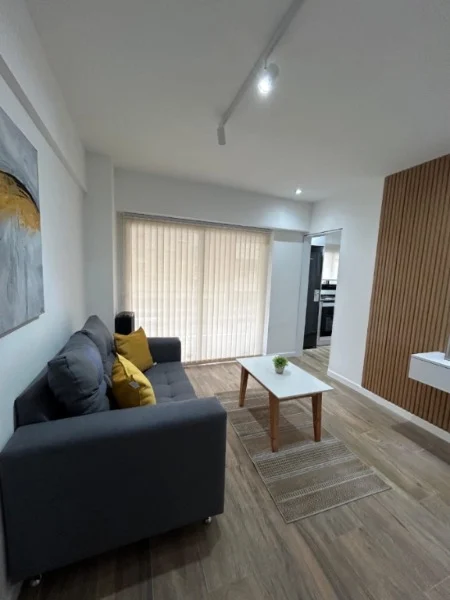 Departamentos, pisos y semipisos en Venta — Belgrano 2421