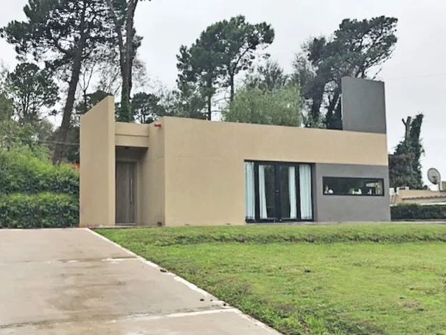 Casas, chalets en Venta — Noemi