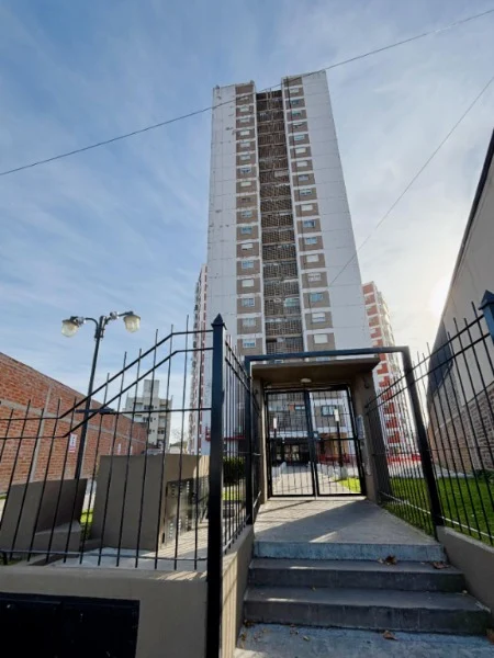 Departamentos, pisos y semipisos en Venta — 14 de julio  3351