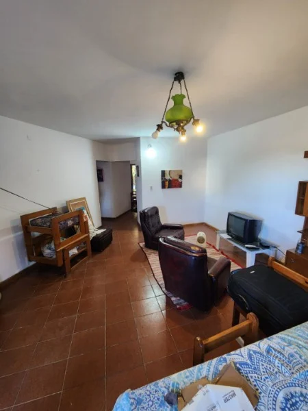 Casas, chalets en Venta — C. 465 399
