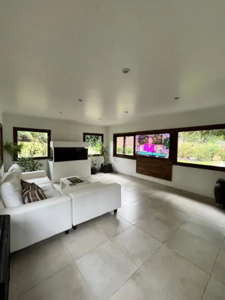 Casas, chalets en Venta — Florencia e Isidoro