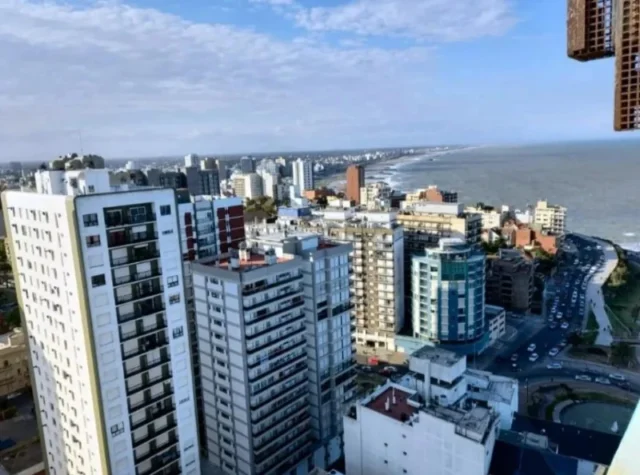 Departamentos, pisos y semipisos en Venta — Luro y Entre Rios