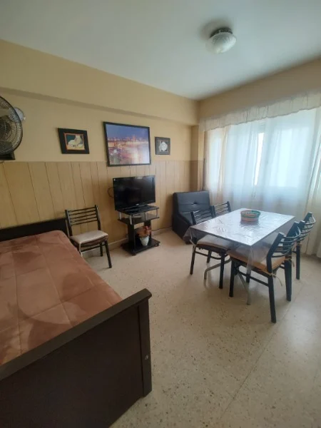Departamentos, pisos y semipisos en Alquiler Temporario — Rivadavia y Santa Fe