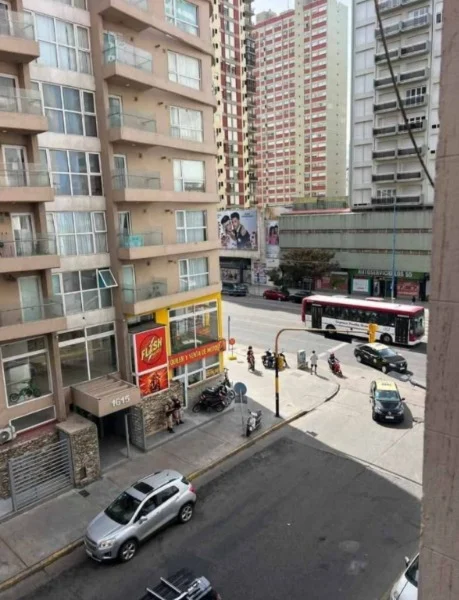 Departamentos, pisos y semipisos en Venta — Corrientes y Av. Luro