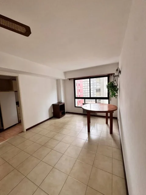 Departamentos, pisos y semipisos en Venta — Corrientes y Diag. Alberdi