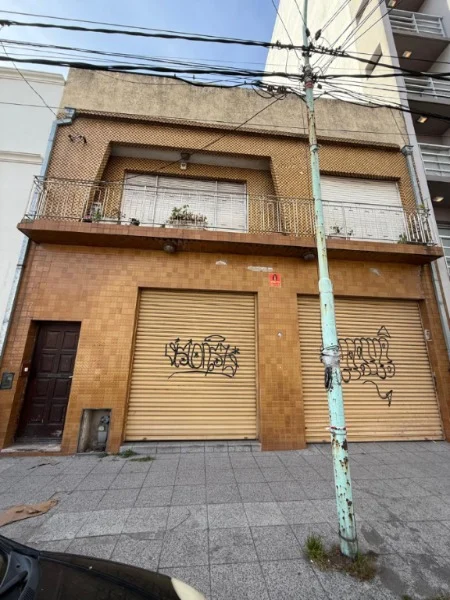 Locales en Alquiler — Matheu 3200