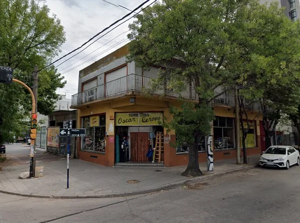 Locales en Alquiler — Av. Independencia 3800
