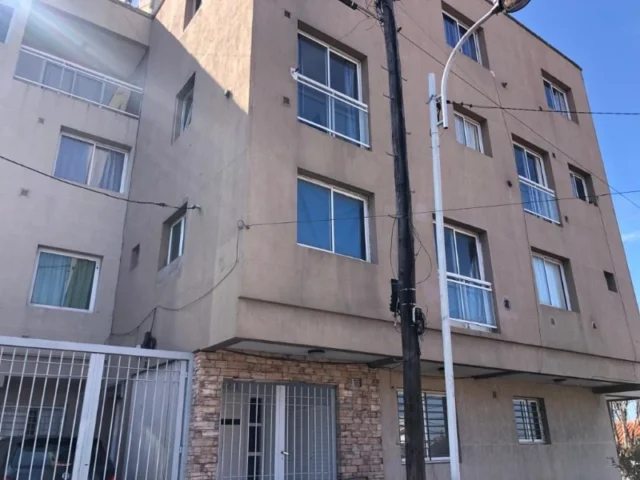 Departamentos, pisos y semipisos en Venta — Gaboto 3823
