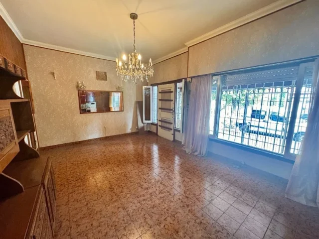 Casas, chalets en Venta — Cordoba 3720