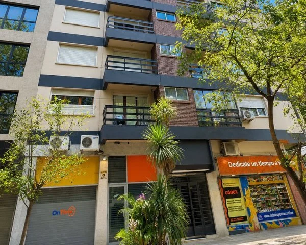 Departamentos, pisos y semipisos en Alquiler — Mitre y Belgrano