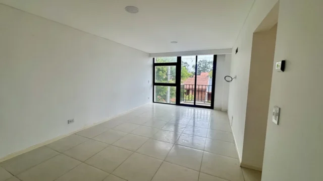 Departamentos, pisos y semipisos en Venta — Necochea 5500