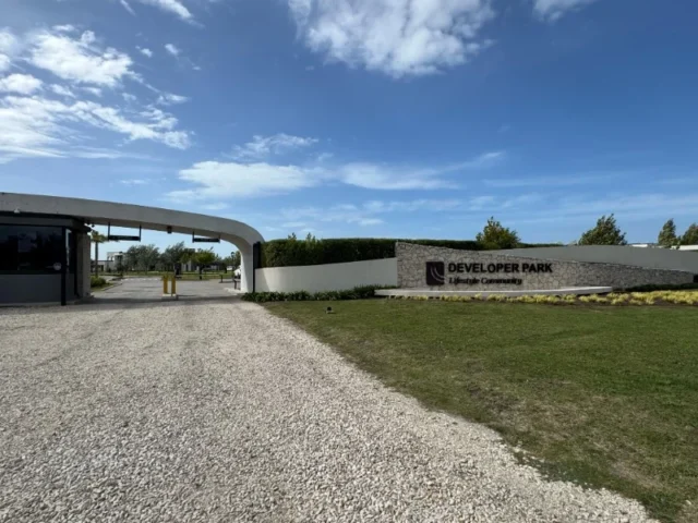 Lotes y terrenos en Venta — Developer Park