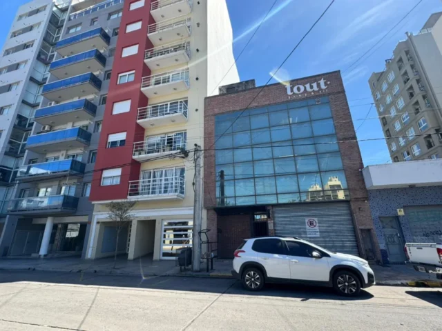 Edificios en Venta — Catamarca 3855