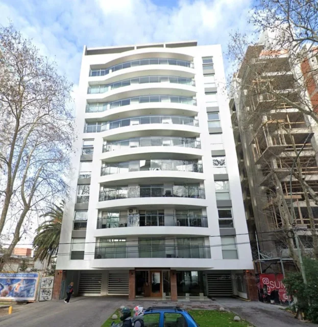 Departamentos, pisos y semipisos en Venta — Libertad 3370