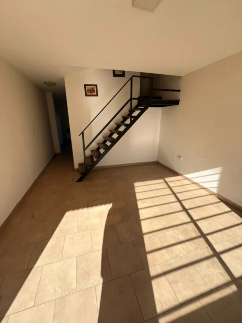 Dúplex en Alquiler — Godoy Cruz 5066