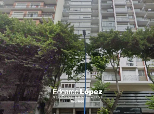Departamentos, pisos y semipisos en Venta — Av. Colón 2354