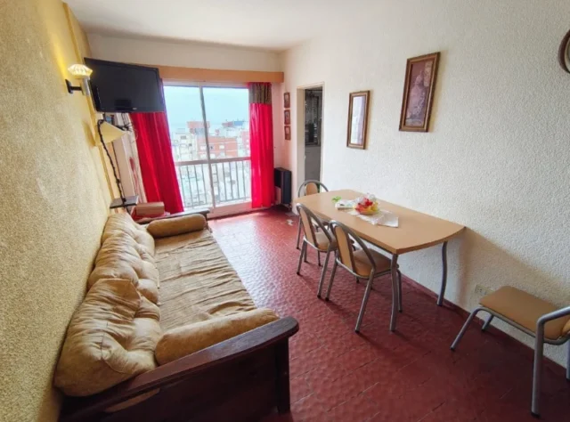 Departamentos, pisos y semipisos en Venta — Arenales 2329