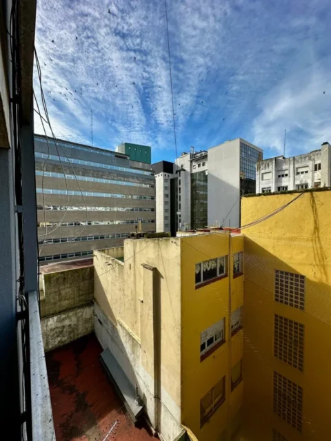 Departamentos, pisos y semipisos en Venta — Santiago del Estero 1600