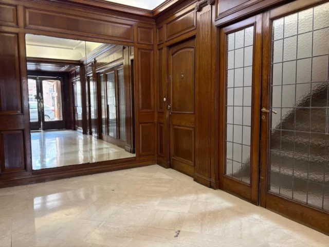 Departamentos, pisos y semipisos en Alquiler — Alberti 2570