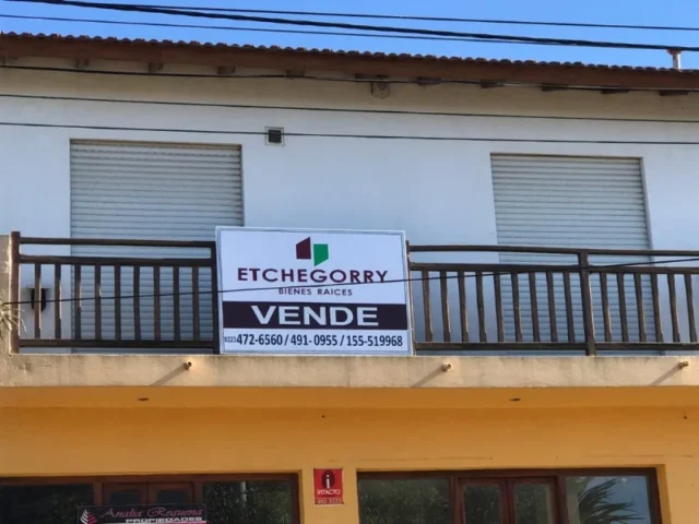 Departamentos, pisos y semipisos en Venta — AV. ACAPULCO 1172