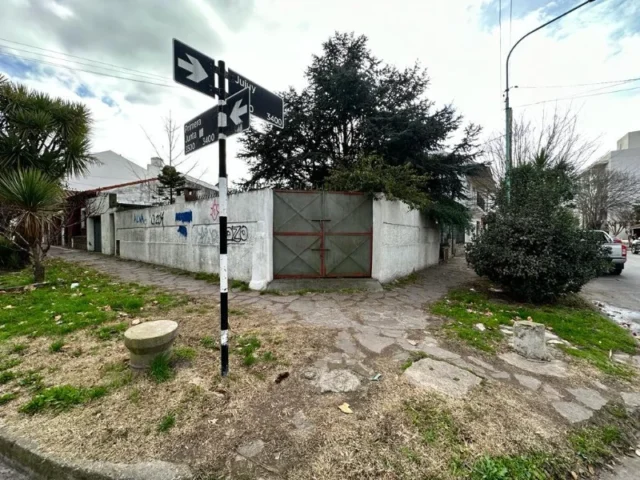 Lotes y terrenos en Venta — Jujuy 3499