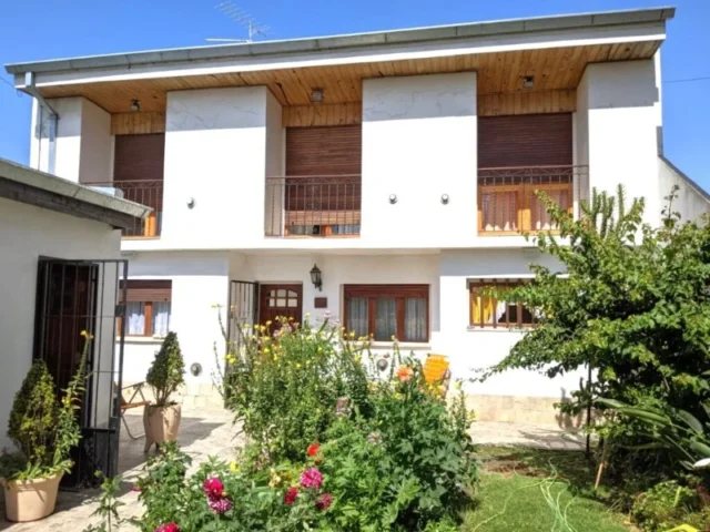 Casas, chalets en Venta — zona Triunvirato y Azopardo