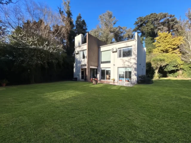 Casas, chalets en Venta — Los tehuelches