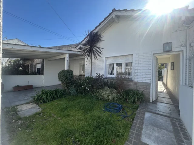 Casas, chalets en Venta — O´higgins 2067