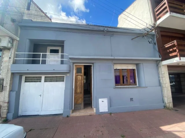 Casas, chalets en Venta — C. 20 769