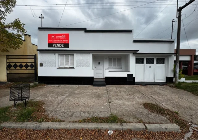Casas, chalets en Venta — Av. 31 476