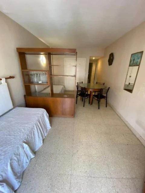 Departamentos, pisos y semipisos en Alquiler por Día — Santiago del estero 2000