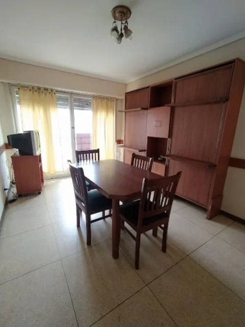 Departamentos, pisos y semipisos en Venta — Corrientes 2058