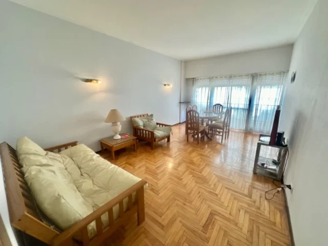 Departamentos, pisos y semipisos en Venta — colon 2300