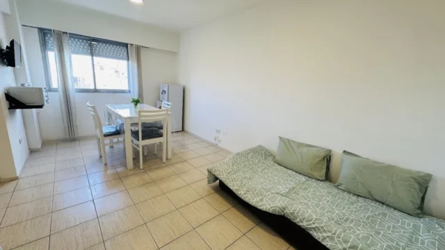 Departamentos, pisos y semipisos en Venta — Av. Luro 3050