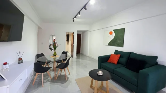 Departamentos, pisos y semipisos en Venta — Entre rios 2364