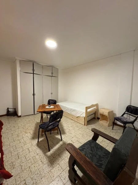 Departamentos, pisos y semipisos en Alquiler para Estudiantes — Arenales 2200