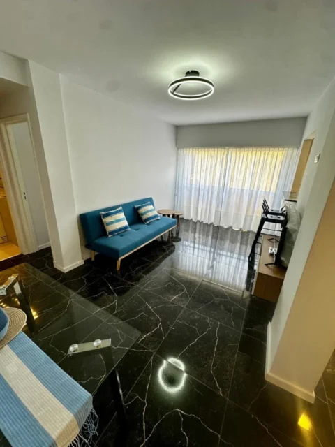 Departamentos, pisos y semipisos en Venta — Santiago del Estero 1600