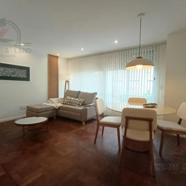 Departamentos, pisos y semipisos en Venta — Corrientes 2300