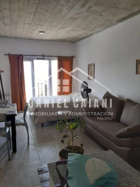 Departamentos, pisos y semipisos en Alquiler — Zacagnini 4500