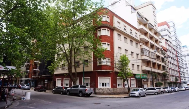 Hoteles en Venta — Las Heras y Brown
