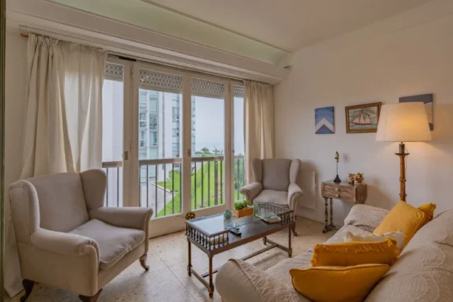 Departamentos, pisos y semipisos en Venta — ROCA 90