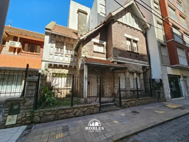 Hoteles en Venta — Falucho 1666